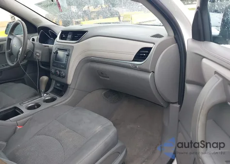 2013 Chevrolet Traverse Ls z USA, uszkodzony, nr VIN 1GNKRFKD5DJ164286